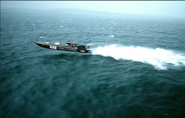 Off shore power boat.